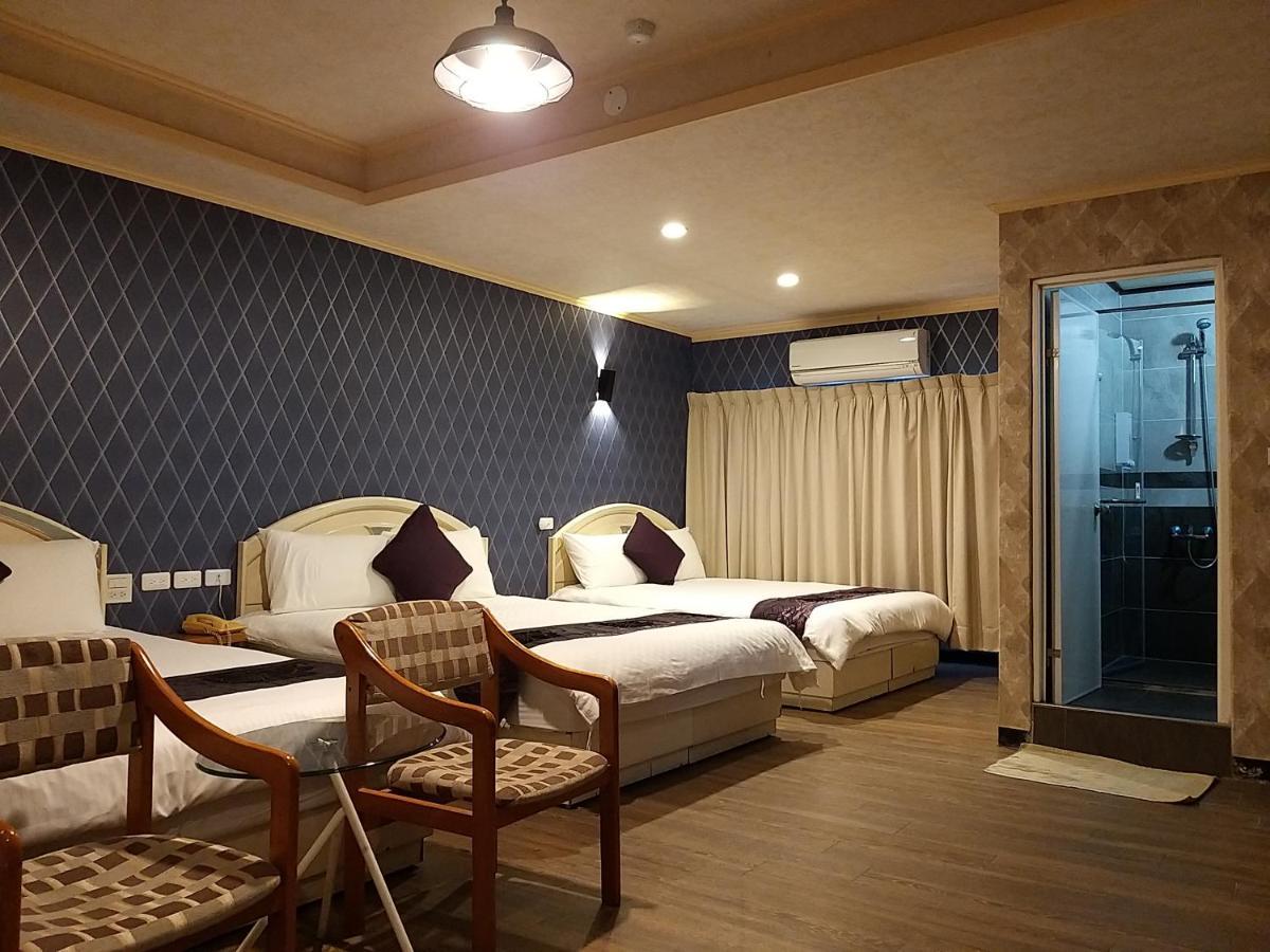 Guan Lun Hotel 花蓮市 エクステリア 写真