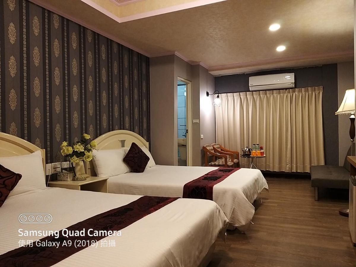 Guan Lun Hotel 花蓮市 エクステリア 写真
