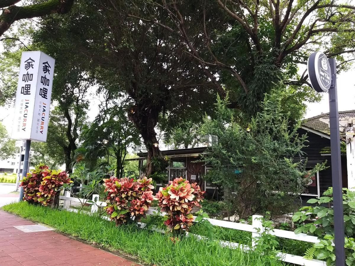 Guan Lun Hotel 花蓮市 エクステリア 写真